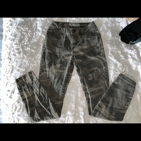 Jeans - Picture 1 of 1